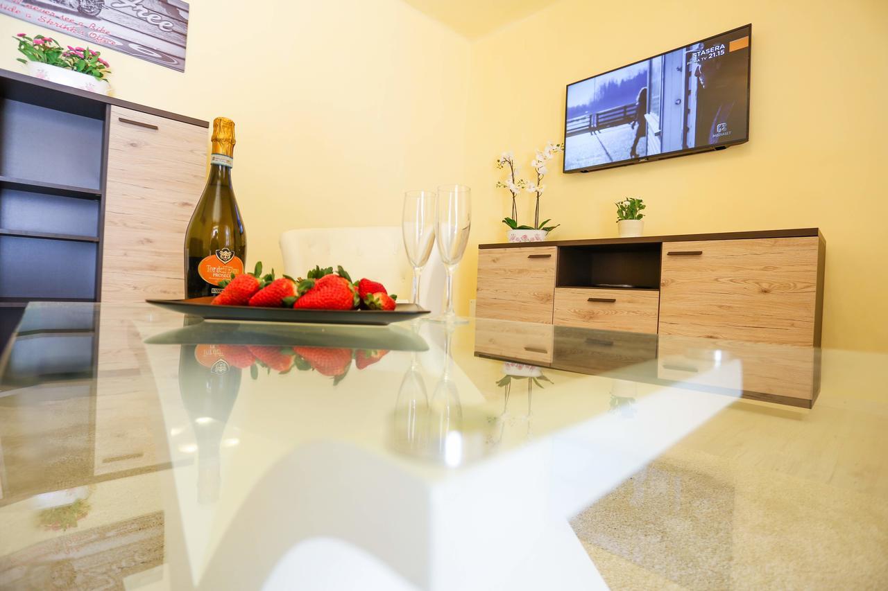 Bed and Breakfast Casa Filippini Фоссомброне Экстерьер фото